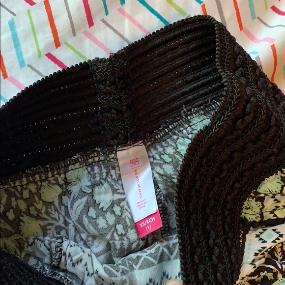 Shorts - Picture 4 of 4